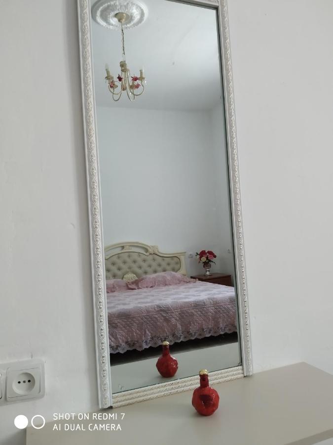 יירבאן Silviya Apartment In The Center מראה חיצוני תמונה